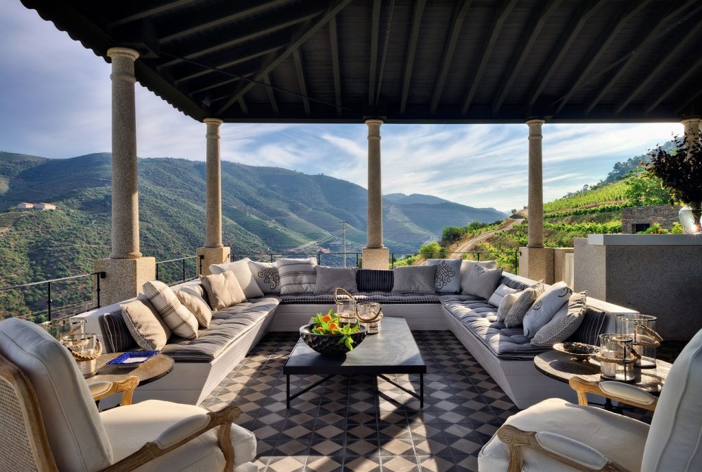 Oitoemponto – Architecture and Interiors