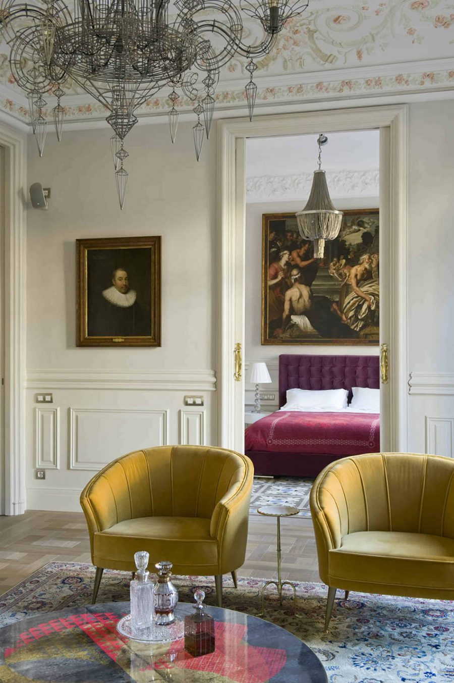 0 April 20, 2023 - Velvet Texture Interior Design Trends